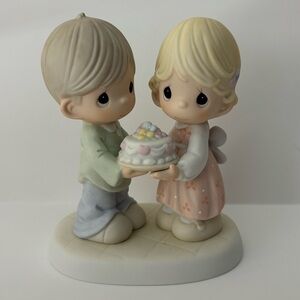 Precious Moments “Happy Birthday To Our Love” Figurine Display #114021